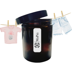 apothecary candle fresh linen, clean and fresh scent with carnation, rose, jasmine, lily, musk, sandalwood
